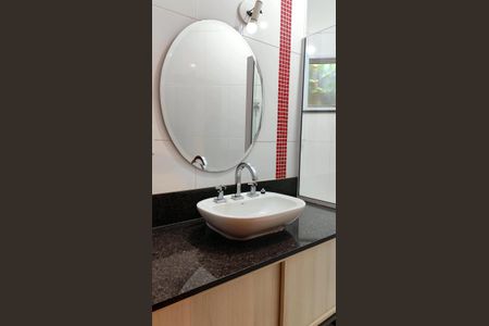 Casa de condomínio para alugar com 151m², 3 quartos e 2 vagas