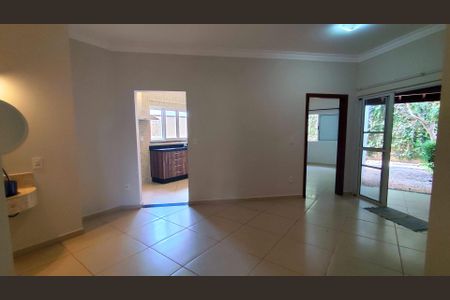 Casa de condomínio para alugar com 151m², 3 quartos e 2 vagas