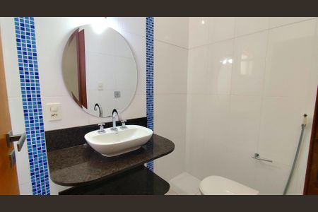 Casa de condomínio para alugar com 151m², 3 quartos e 2 vagas