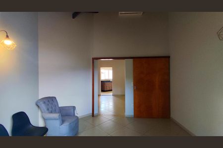 Casa de condomínio para alugar com 151m², 3 quartos e 2 vagas