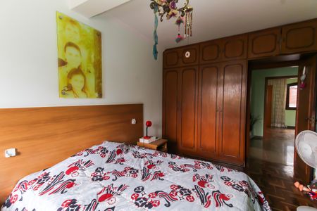 Casa para alugar com 256m², 3 quartos e 2 vagasQuarto 3