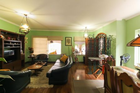 Sala de casa para alugar com 3 quartos, 256m² em Vila Regente Feijó, São Paulo