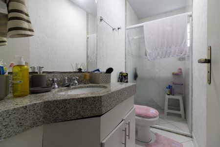Casa à venda com 300m², 3 quartos e 2 vagasBanheiro