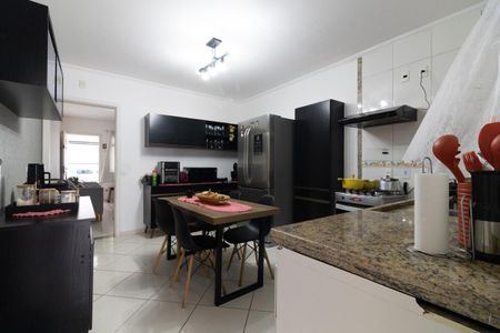 Casa à venda com 300m², 3 quartos e 2 vagasCozinha