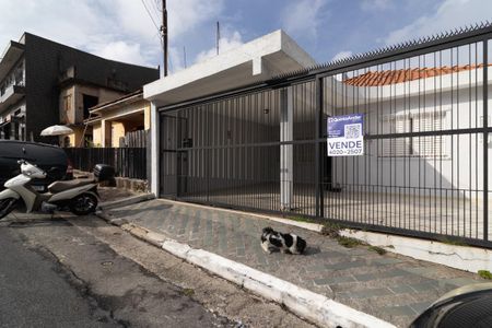 Casa à venda com 300m², 3 quartos e 2 vagasFachada e Plaquinha