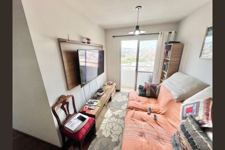 Apartamento para alugar com 68m², 2 quartos e 1 vaga Apartamento para alugar com 68m², 2 quartos e 1 vagaSala