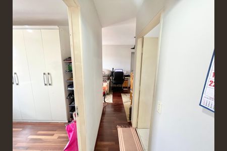 Apartamento para alugar com 68m², 2 quartos e 1 vaga Apartamento para alugar com 68m², 2 quartos e 1 vagaCorredor