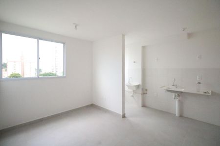 Sala de apartamento para alugar com 2 quartos, 38m² em Vila Palmares, São Caetano do Sul
