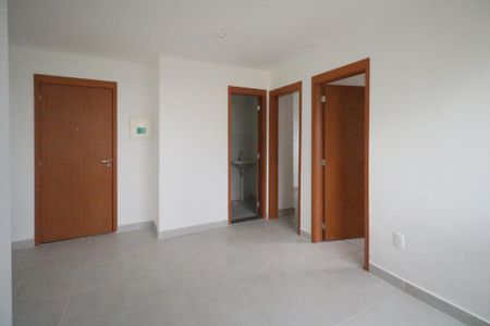 Sala de apartamento para alugar com 2 quartos, 38m² em Vila Palmares, São Caetano do Sul