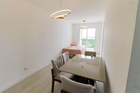 Sala de apartamento para alugar com 2 quartos, 50m² em Sítio das Madres, Taboão da Serra