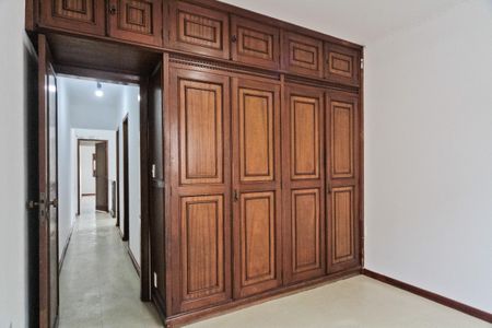 Casa à venda com 130m², 3 quartos e 2 vagasQuarto