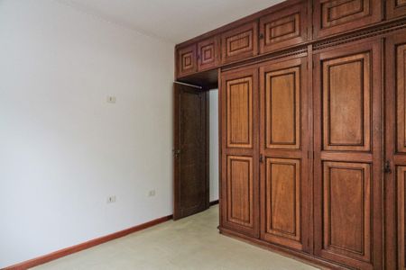 Casa à venda com 130m², 3 quartos e 2 vagasQuarto
