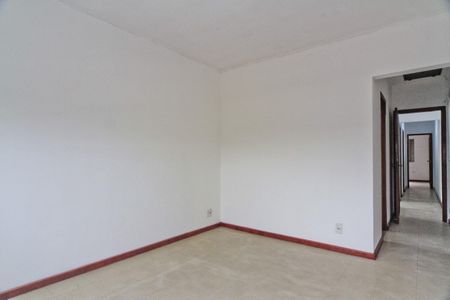 Casa à venda com 130m², 3 quartos e 2 vagasSuíte