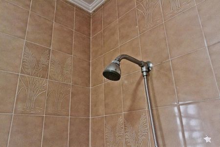 Casa à venda com 130m², 3 quartos e 2 vagasBanheiro da Suíte