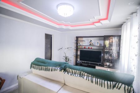 Casa para alugar com 75m², 2 quartos e 2 vagasSala