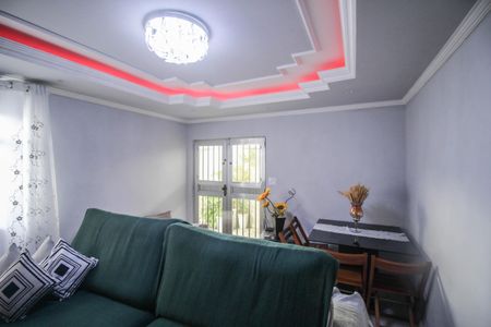 Sala de casa para alugar com 2 quartos, 75m² em Chatuba, Mesquita