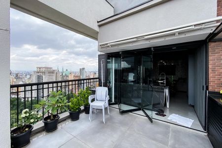 Apartamento à venda com 105m², 1 quarto e 1 vagaVaranda