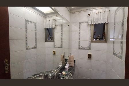 Apartamento à venda com 120m², 3 quartos e 2 vagasLavabo 