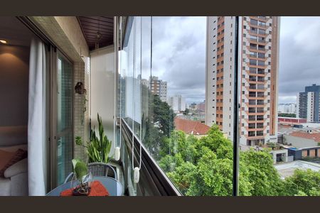 Varanda  de apartamento à venda com 3 quartos, 120m² em Santa Paula, São Caetano do Sul
