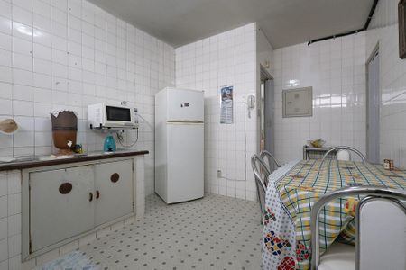 Apartamento à venda com 158m², 3 quartos e 1 vaga Apartamento à venda com 158m², 3 quartos e 1 vagaCozinha