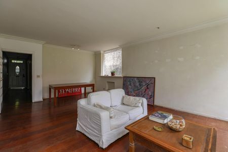 Casa para alugar com 360m², 4 quartos e 4 vagasSala