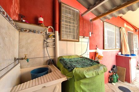 Casa à venda com 121m², 3 quartos e 5 vagasÁrea de Serviço