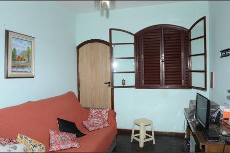 Casa à venda com 360m², 4 quartos e 3 vagasSala de TV