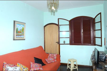 Casa à venda com 360m², 4 quartos e 3 vagasSala de TV