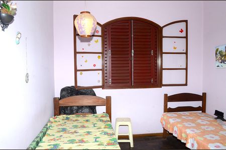 Casa à venda com 360m², 4 quartos e 3 vagasQuarto 2