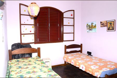 Casa à venda com 360m², 4 quartos e 3 vagasQuarto 2