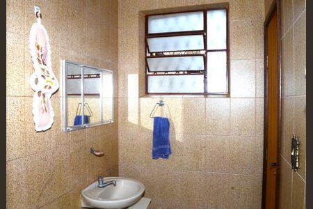 Casa à venda com 360m², 4 quartos e 3 vagasBanheiro da Suíte