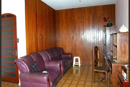 Casa à venda com 360m², 4 quartos e 3 vagasSala