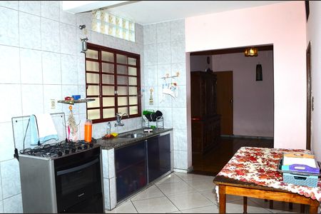 Casa à venda com 360m², 4 quartos e 3 vagasCozinha