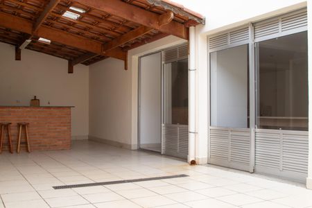 Apartamento à venda com 86m², 2 quartos e 1 vaga Apartamento à venda com 86m², 2 quartos e 1 vagaÁrea comum - Churrasqueira