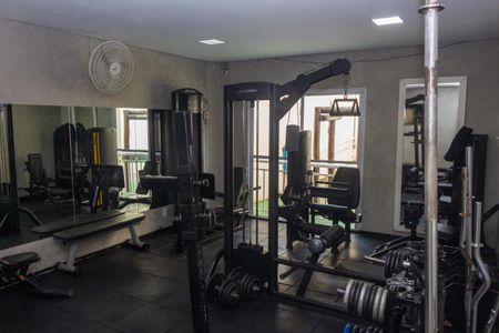 Apartamento para alugar com 45m², 2 quartos e 1 vaga Apartamento para alugar com 45m², 2 quartos e 1 vagaÁrea comum - Academia