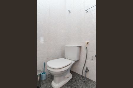 Apartamento para alugar com 117m², 2 quartos e 1 vaga Apartamento para alugar com 117m², 2 quartos e 1 vagaBanheiro