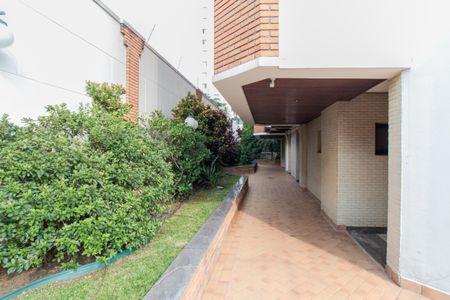 Apartamento para alugar com 117m², 2 quartos e 1 vaga Apartamento para alugar com 117m², 2 quartos e 1 vagaÁrea comum