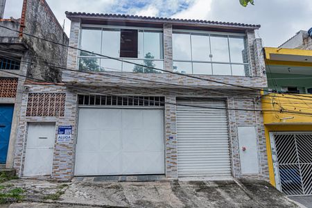 Casa para alugar com 250m², 2 quartos e 5 vagas Casa para alugar com 250m², 2 quartos e 5 vagasFachada