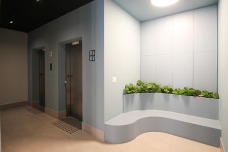 Apartamento à venda com 35m², 1 quarto e sem vaga Apartamento à venda com 35m², 1 quarto e sem vagaHall