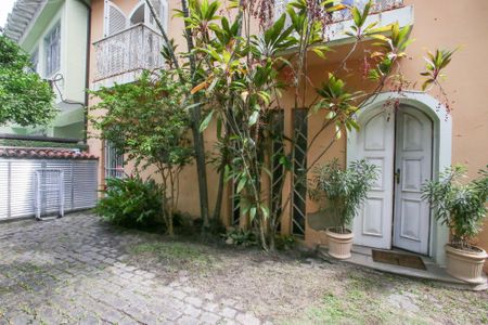 Casa à venda com 200m², 3 quartos e 2 vagasJardim