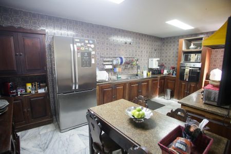 Casa à venda com 200m², 3 quartos e 2 vagasCozinha