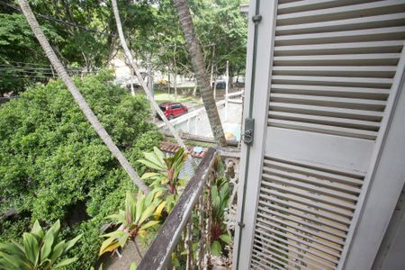 Casa à venda com 200m², 3 quartos e 2 vagasVaranda do Quarto 3