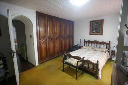 Casa à venda com 200m², 3 quartos e 2 vagasQuarto Suíte