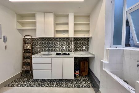 Apartamento à venda com 50m², 2 quartos e sem vaga Apartamento à venda com 50m², 2 quartos e sem vagaCozinha