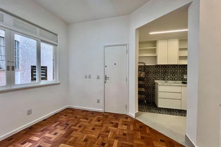 Apartamento à venda com 50m², 2 quartos e sem vaga Apartamento à venda com 50m², 2 quartos e sem vagaSala