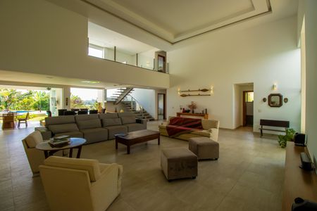 Casa de condomínio para alugar com 660m², 5 quartos e 10 vagasSala