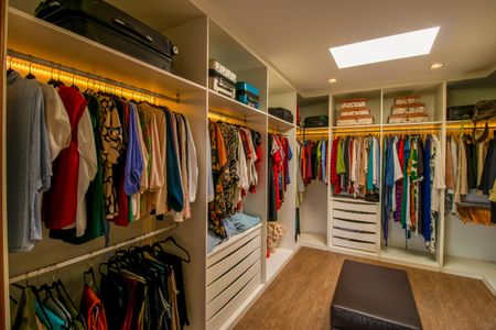 Casa de condomínio para alugar com 660m², 5 quartos e 10 vagasCloset do Quarto 3 - Suíte