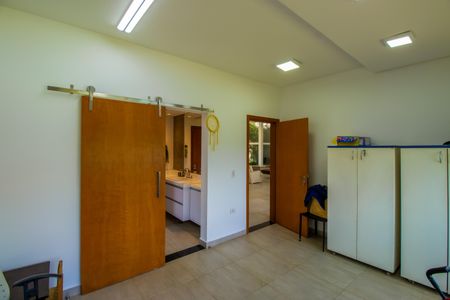 Casa de condomínio para alugar com 660m², 5 quartos e 10 vagasQuarto 1