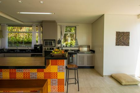 Casa de condomínio para alugar com 660m², 5 quartos e 10 vagasCozinha