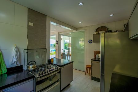 Casa de condomínio para alugar com 660m², 5 quartos e 10 vagasCozinha